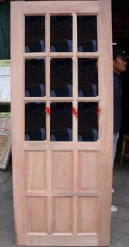 ประตูไม้เต็งแดง D2006 ขนาด 80x200ซม. ใช้ได้ทุกส่วนของตัวบาน