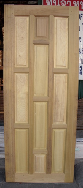 ประตู ไม้จัมปาก้า ฟักสลับลาย ขนาด80x200ซม.ด้วยเนื่อไม้ที่คล้ายคลึงไม้สักจึงทำให้ได้รับความนิยมสูง