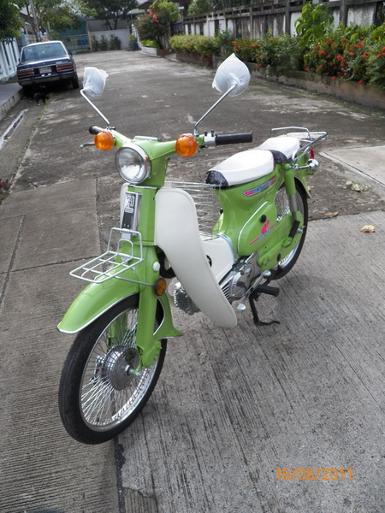 C90..สีเขียวมะนาว..(คันที่ 3)...