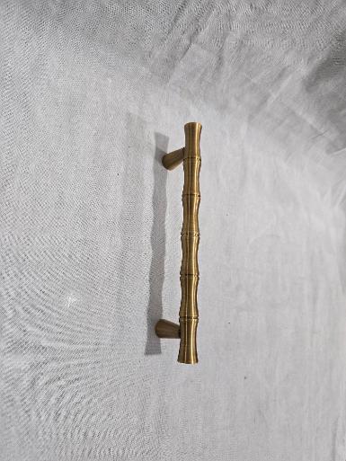 ฺBamboo brass handle Item Code BB019 size long 190 mm. D: 15 mm. high total 40 mm.